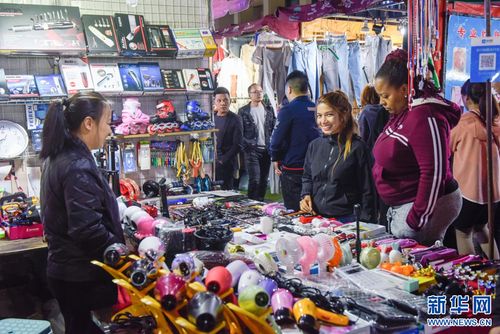 浙江義烏 這里的夜市 國(guó)際范